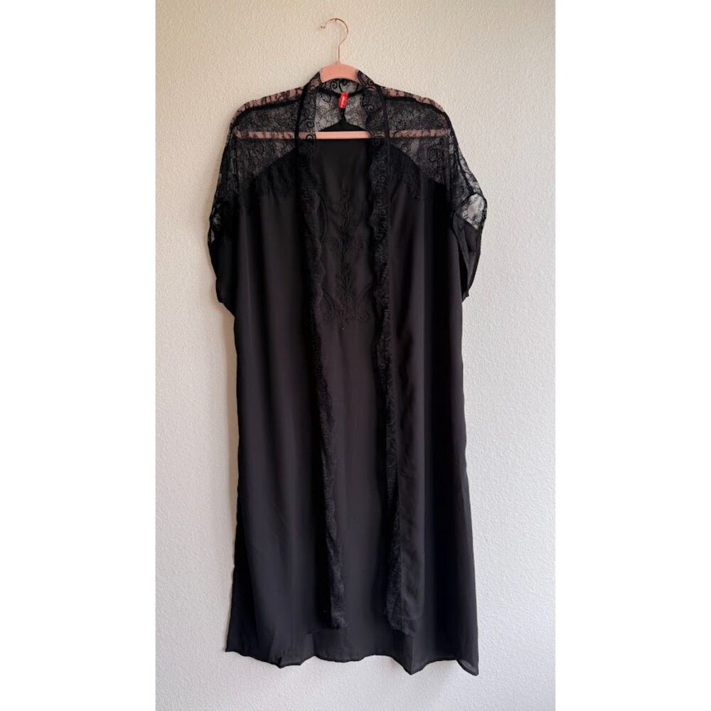 Eyelash Lace and Floral Embroidered Chiffon Long Dressing Robe in Black NWOT